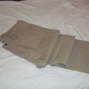 Men's Levis 513  size W36 L32 color khaki
